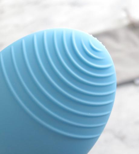 foreo-luna-2-combination-normal-senstitive-oil-skin-cleansing-brush-device-review-2