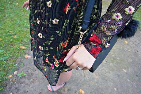 Cannes Chic // Embroidered Floral Dress, Khaki Sandals and Rosy Shades // Outfit