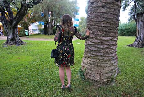 Cannes Chic // Embroidered Floral Dress, Khaki Sandals and Rosy Shades // Outfit