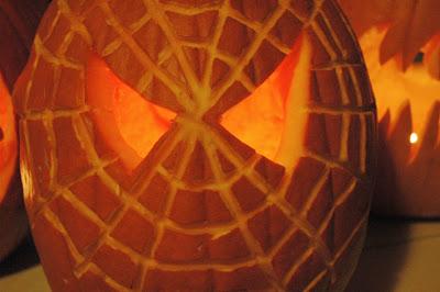 #PawsForReaction #Pumpkins - Our past #Halloween #JackOLanterns