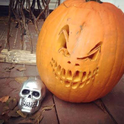 #PawsForReaction #Pumpkins - Our past #Halloween #JackOLanterns