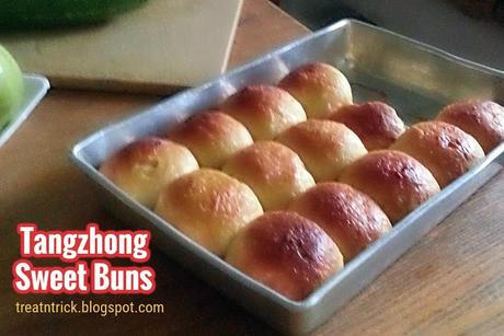 Tangzhong Sweet Buns Recipe @ treatntrick.blogspot.com