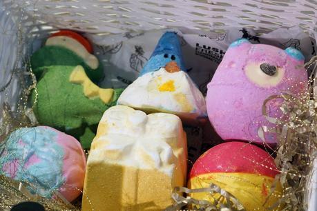 Lush Christmas Halloween Bath Bombs Products Beauty Review 