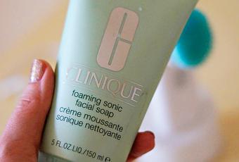 clinique sonic facial soap