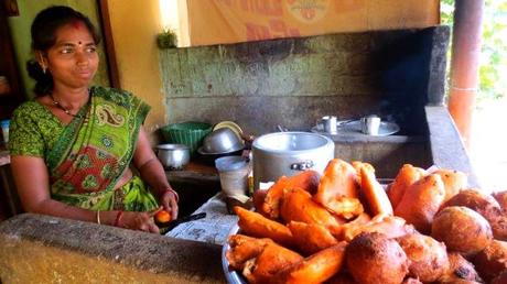 How to Avoid ‘Delhi Belly’ in India & Other Useful Health Tips — satya is