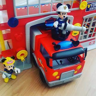 Mickey Mouse Fire Station And Fire Engine IMC Reivew