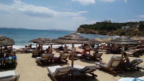 Why Greece Is The Perfect Honeymoon Destination? — Happily Tanned