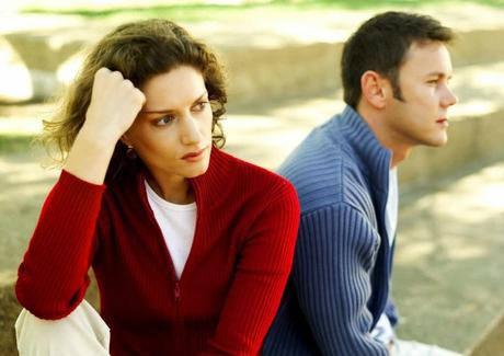 10 Common Reasons Which Lead To Breakup !!