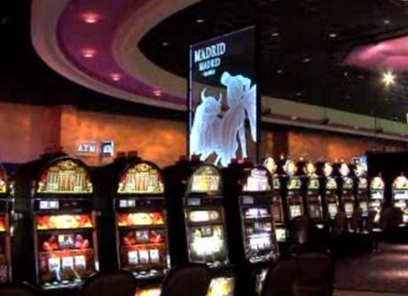 how many slot machines at winstar casino