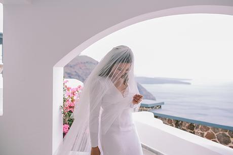 modern-wedding-dress-santorini-wedding