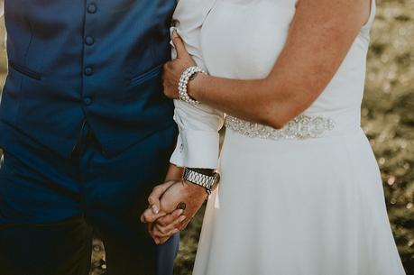 A Vintage Chic Cambridge Elopement with Amy Bell Photography