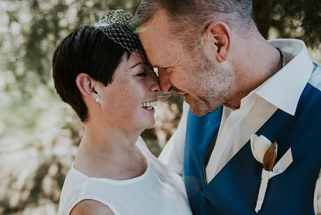 A Vintage Chic Cambridge Elopement with Amy Bell Photography