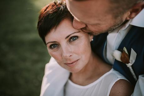 A Vintage Chic Cambridge Elopement with Amy Bell Photography