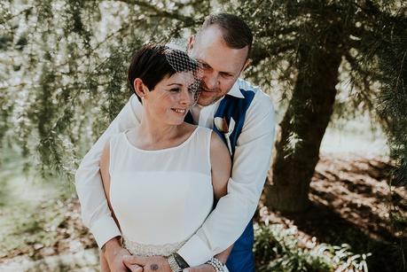 A Vintage Chic Cambridge Elopement with Amy Bell Photography