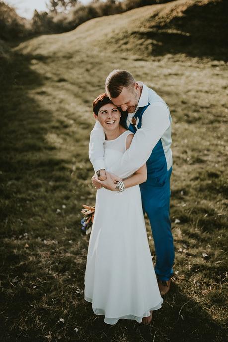 A Vintage Chic Cambridge Elopement with Amy Bell Photography