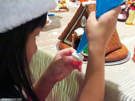 Home Sweet Home {Review of Gingerbread House Decorating Workshop at Shangri-La Hotel}