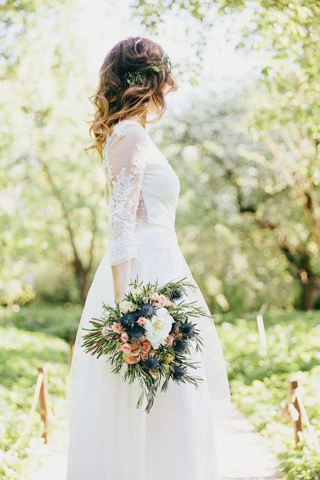 5 of the most affordable wedding dresses you have ever laid eyes on!