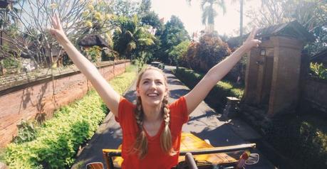 All the reasons to fall in love with a travel girl… — Little Grey Box