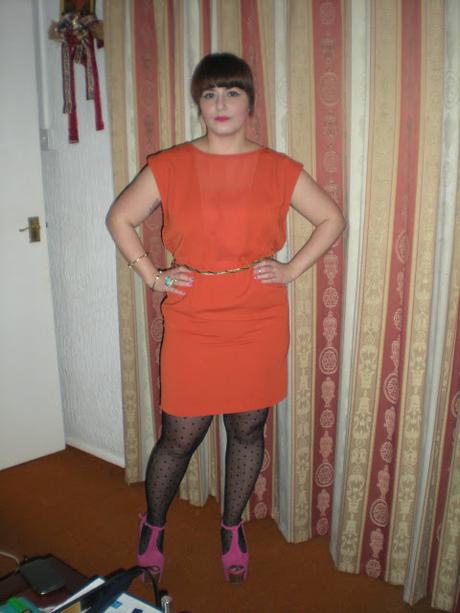 Orange and Pink would never mix at a Wedding | Outfit post