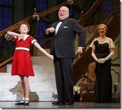 Review: Annie (Broadway in Chicago, 2016)