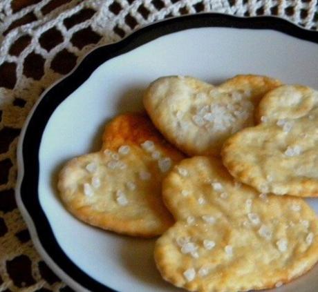 Homemade Saltine Crackers 