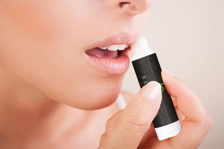 skin-care-tips-for-winter-using-lip-balm-during-the-winter