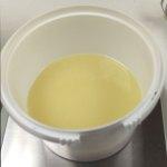 Mistletoe CP Soap Recipe Separating the Batter