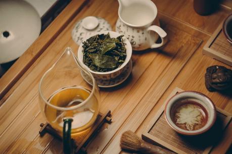 What Diet Can Help Keep Your Skin Looking Younger? green tea