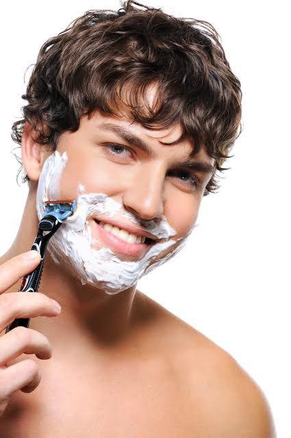 4 Must-have Skincare Items for Teenage Boys