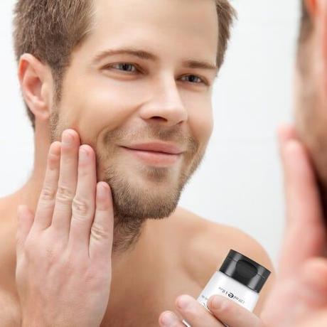 4 Must-have Skincare Items for Teenage Boys