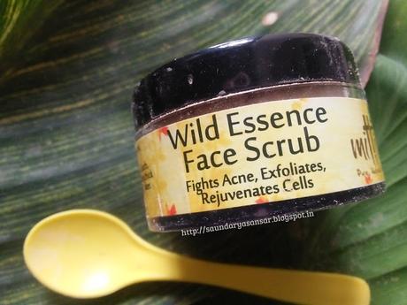 Mitti Se...Wild Essence Face Scrub- Fights Acne, Exfoliates and Rejuvenate Cells