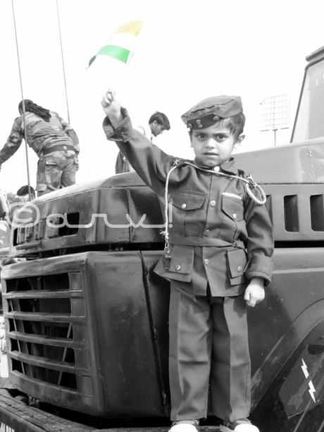 sapta-shakti-indian-army-show-jaipur-kid-soldier-india