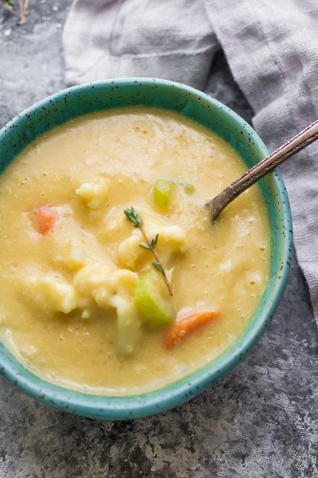 Healthy Quinoa Cauliflower Chowder (Gluten-Free)