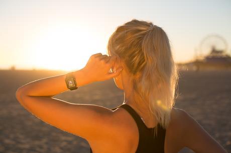 fitness-on-toast-faya-blog-girl-healthy-workout-technology-wearable-watch-apple-iwatch-2-waterproof-review-opinion-4