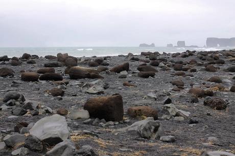 iceland-reynisfjara-black-sand-beach