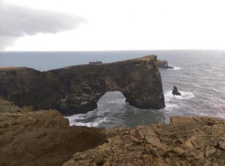 dyrholaey-cliff-iceland-ocean