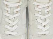 Season White: Valentino Rockstud Sneakers