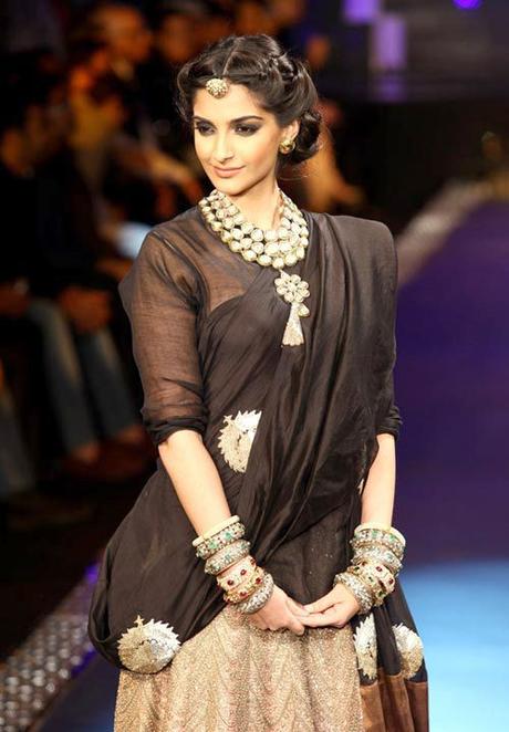 Best Sonam Kapoor Bun Hairstyles For Indian Wedding And Festive