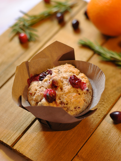 cranberry-orange-muffins