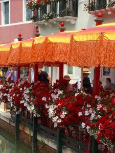 burano_cafe_umbrellas