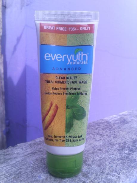 EVERYUTH NATURALS TULSI TURMERIC FACE WASH- REVIEW