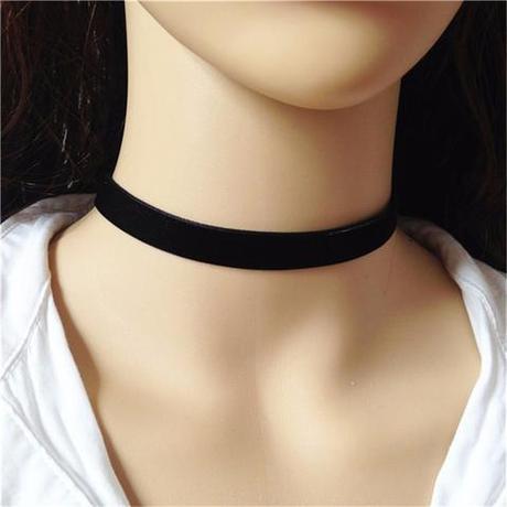 Chokers: Cute or Not?