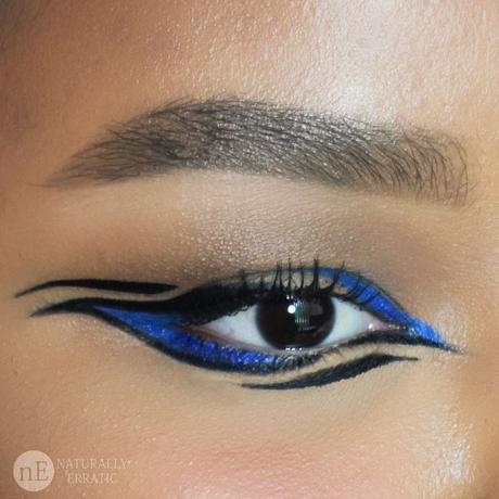 Blue-eyeliner-makeup.jpg