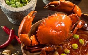 Take Away The Mouthwatering Dishes From HungryGoWhere petai-crab-at-plaza-brasserie_20161125_9591