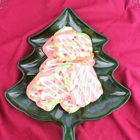 Cherry-Pistachio Icebox #ChristmasCookies Cherry-Pistachio Icebox Cookies