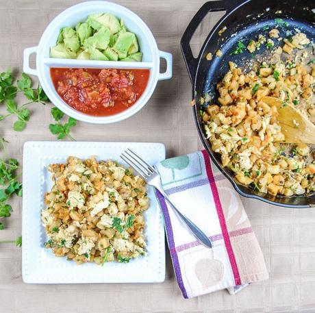 One Skillet Mexican Hashbrowns with Scrambled Eggs and Spicy Cilantro