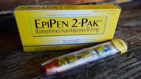 Proposed Law: Epinephrine in schools and restaurants