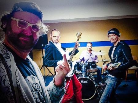 Dr. Freddie's Atomic Commotion: rehearsal video