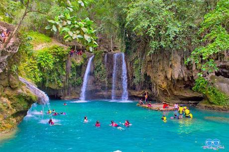 The Mesmerizing Beauty of Kawasan Falls, Cebu | Blushing Geek