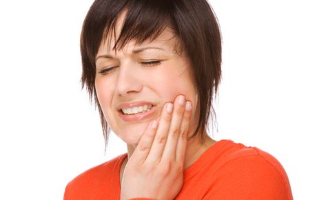 What Are the Signs That Root Canal Therapy Is Needed?